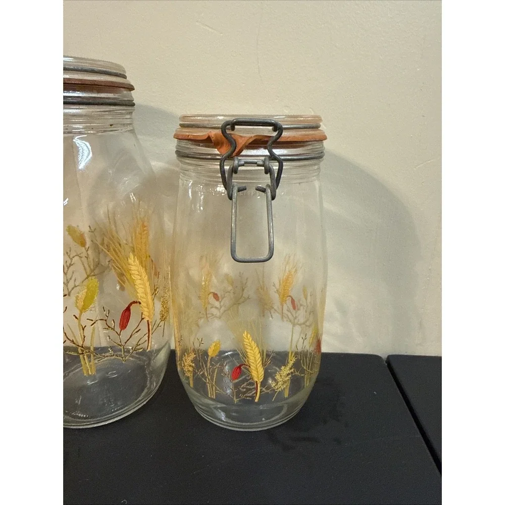 Arc France Vintage Glass 2 & 1.5Liter Jars Wheat Pattern Clamp Rubber Seal w Lid